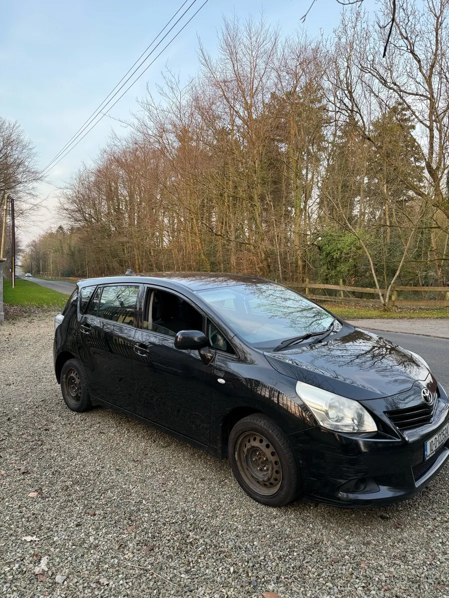 Toyota verso - Image 4