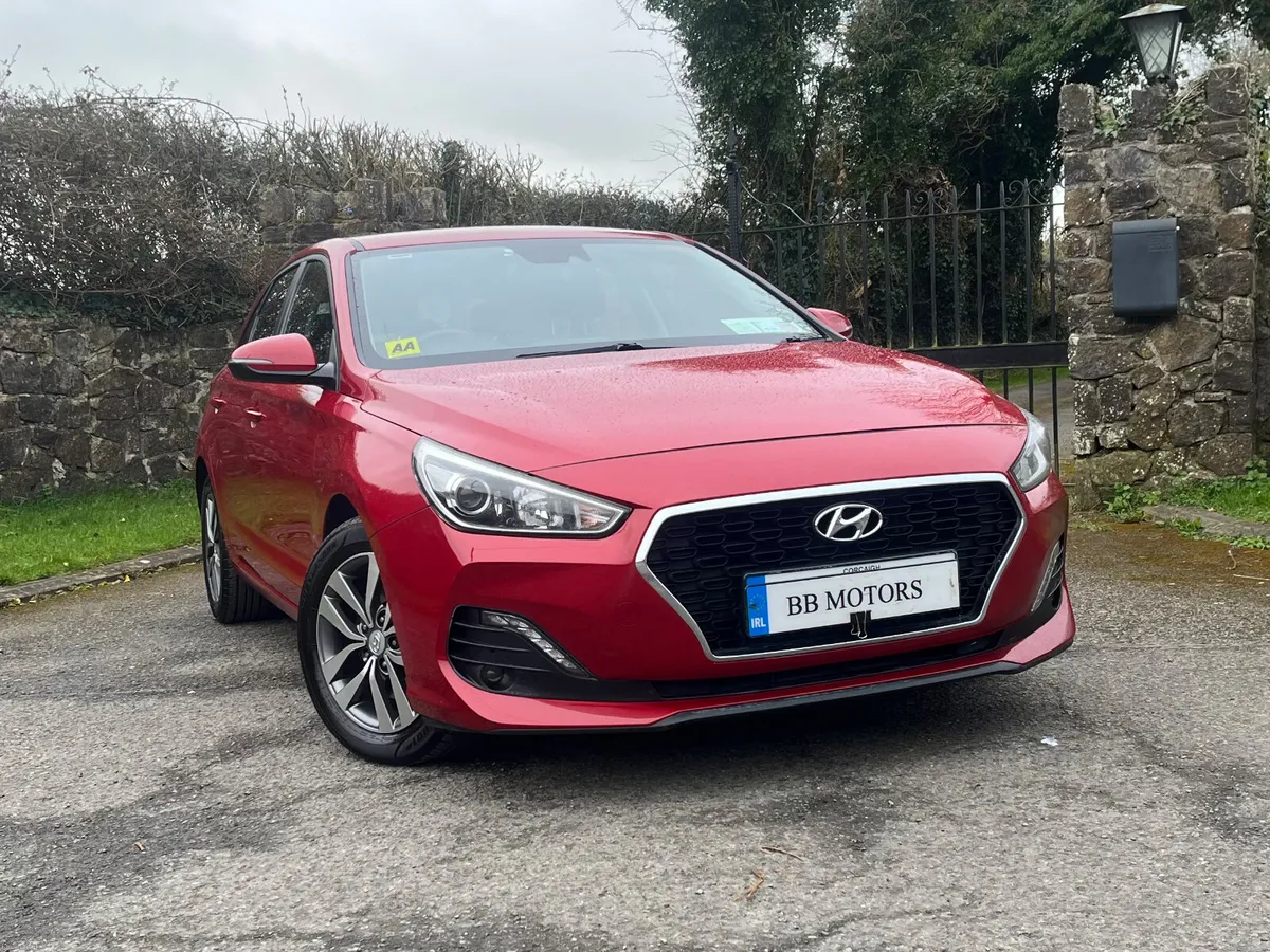 Hyundai i30 1.6 Diesel Deluxe - Image 1