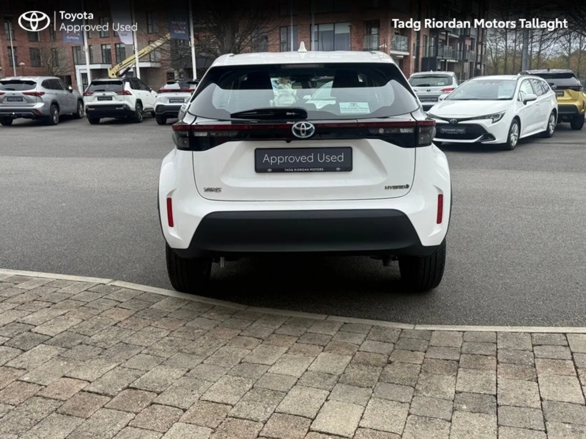 Toyota Yaris Cross LUNA 4DR AUTO - Image 4