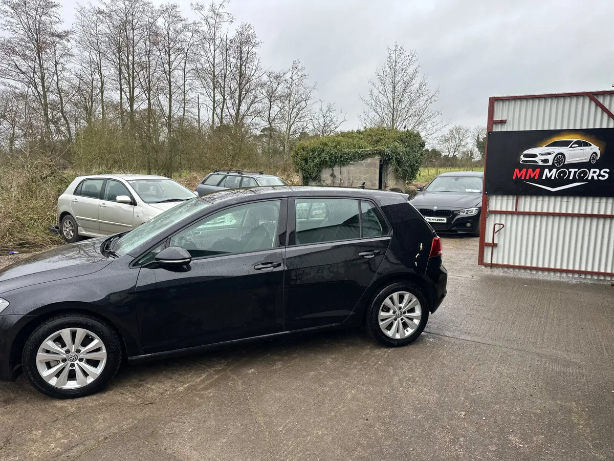 Volkswagen Golf 2016 1.2Tsi Automatic - Image 4