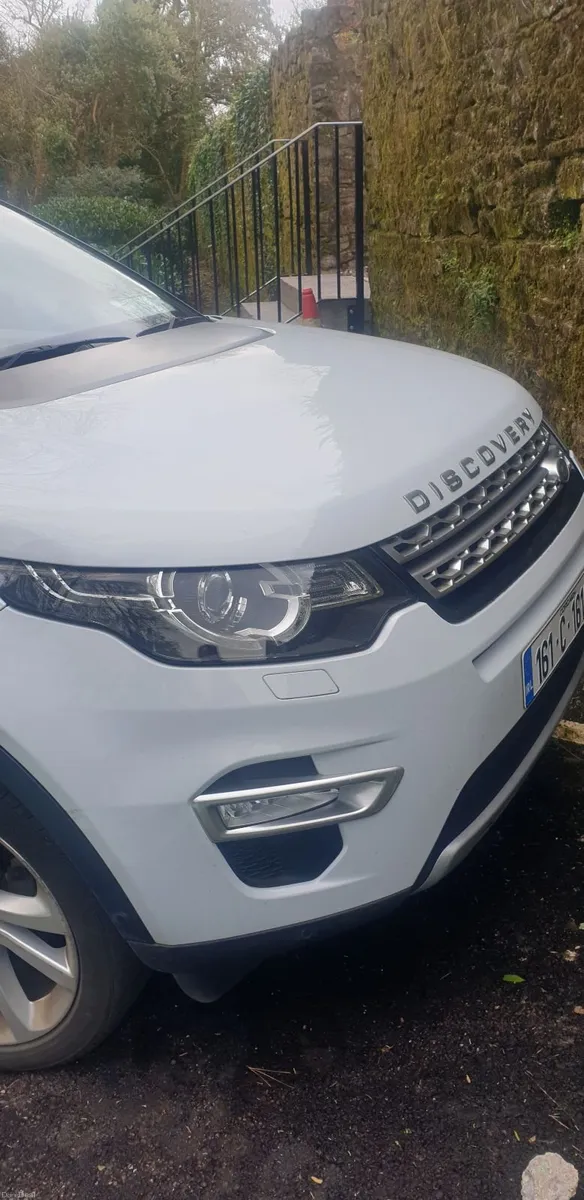 Land Rover Discovery Sport 2016 - Image 1