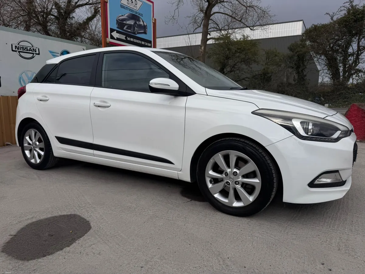 162 Hyundai i20 1.4D PREMIUM NCT+TAX Warranty - Image 4