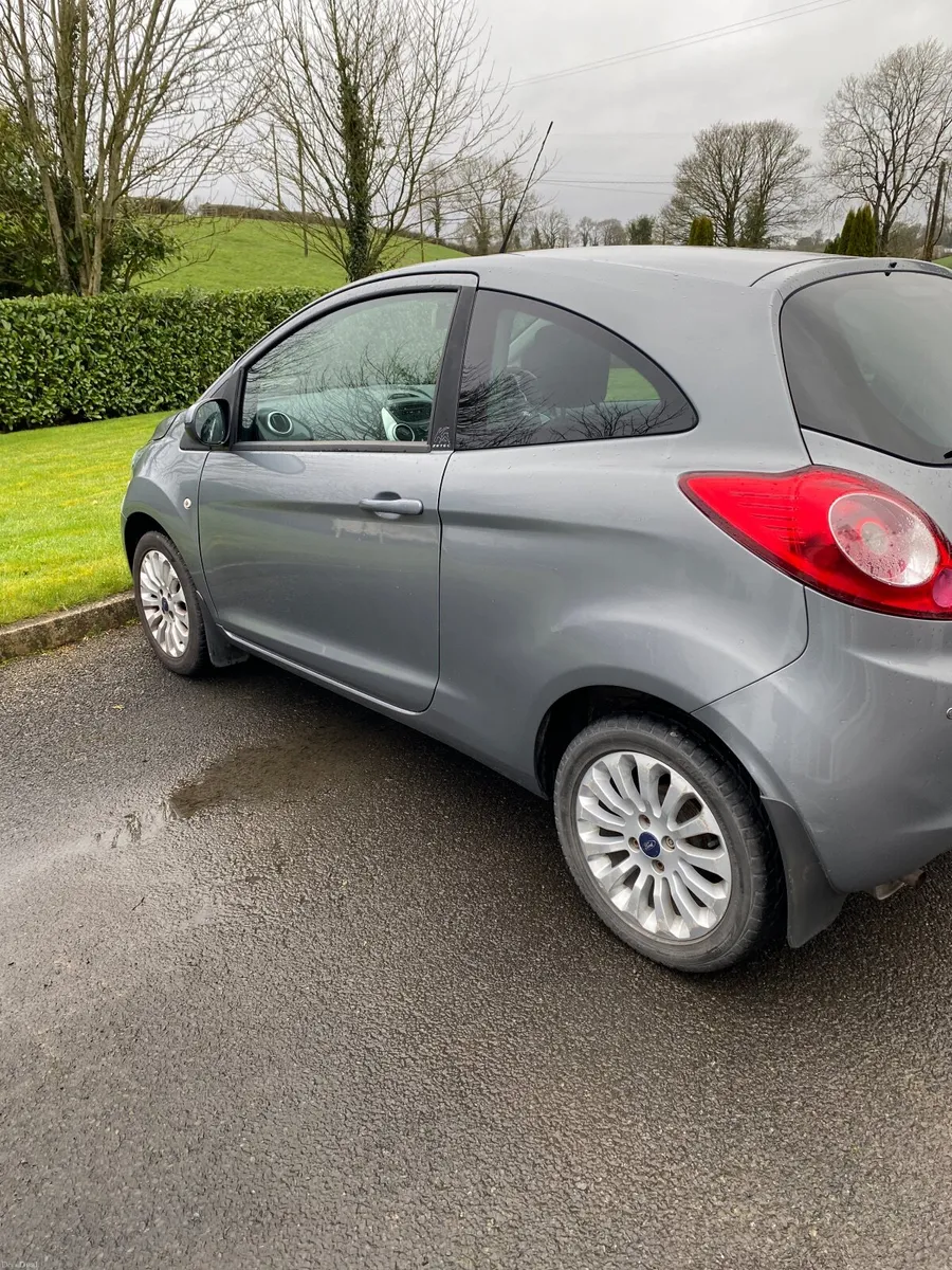 Ford KA 2015 - Image 2