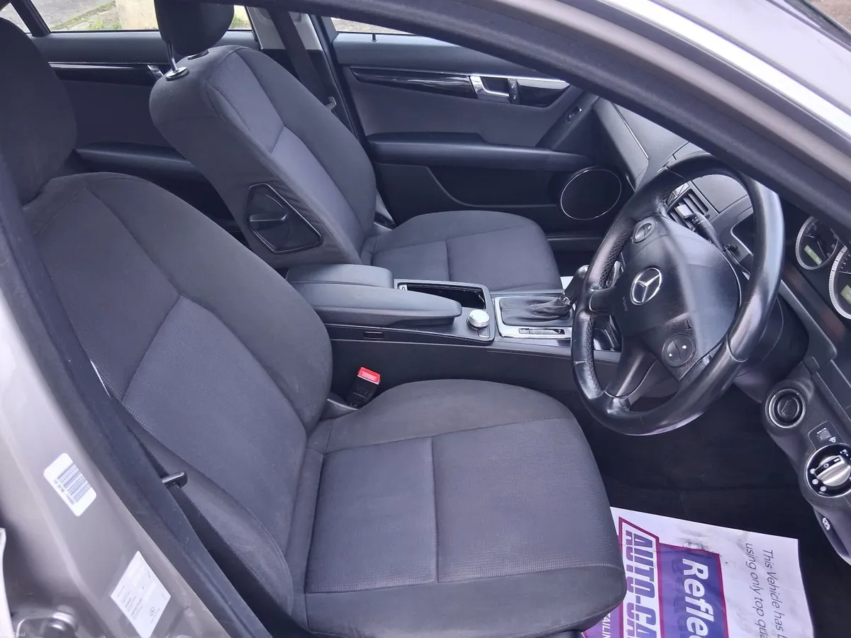 Mercedes-Benz C-Class 2009 - Image 4