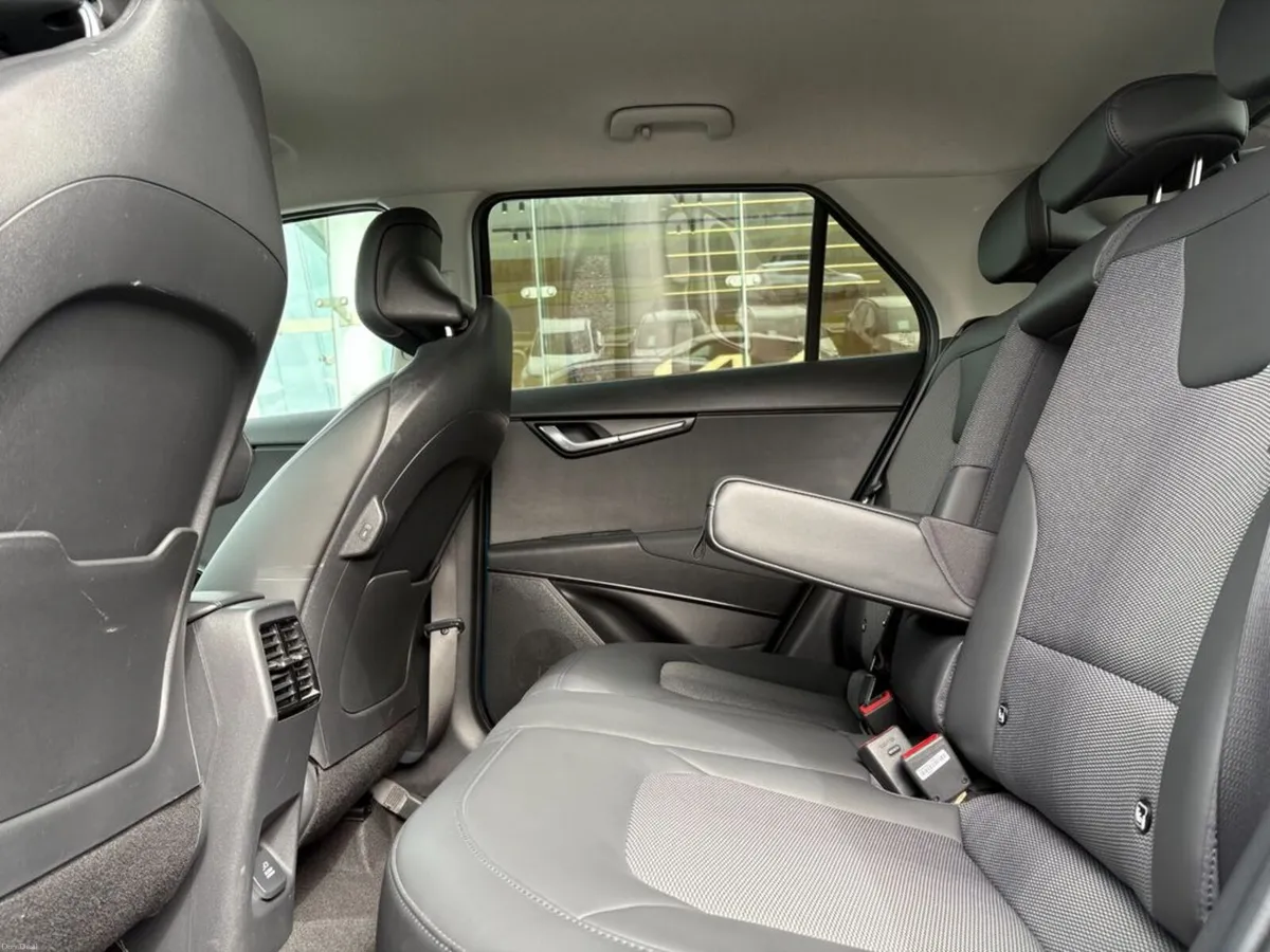 Kia Niro 1.6 Plug in hybrid - Image 4