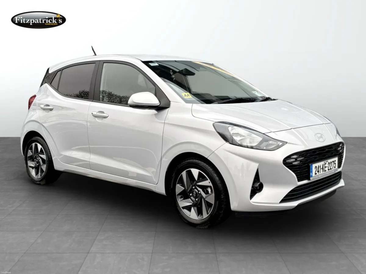Hyundai i10 Deluxe Plus 1.0 Petrol - Image 1