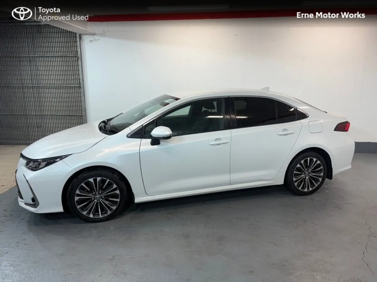 Toyota Corolla COROLLA HYB LUNA Sport*REDUCED BY € - Image 2