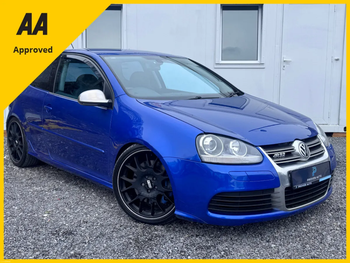 Volkswagen Golf R32 - Image 1