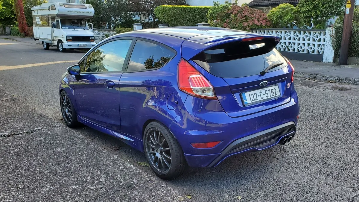 Ford Fiesta 2013 - Image 4