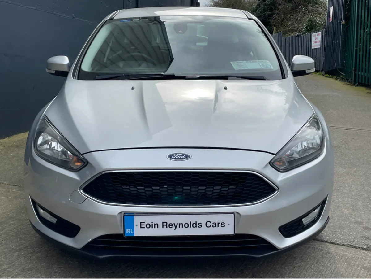 Ford Focus STYLE 1.5 TD  6SP 5DR LOW KMS! BELT DON - Image 2