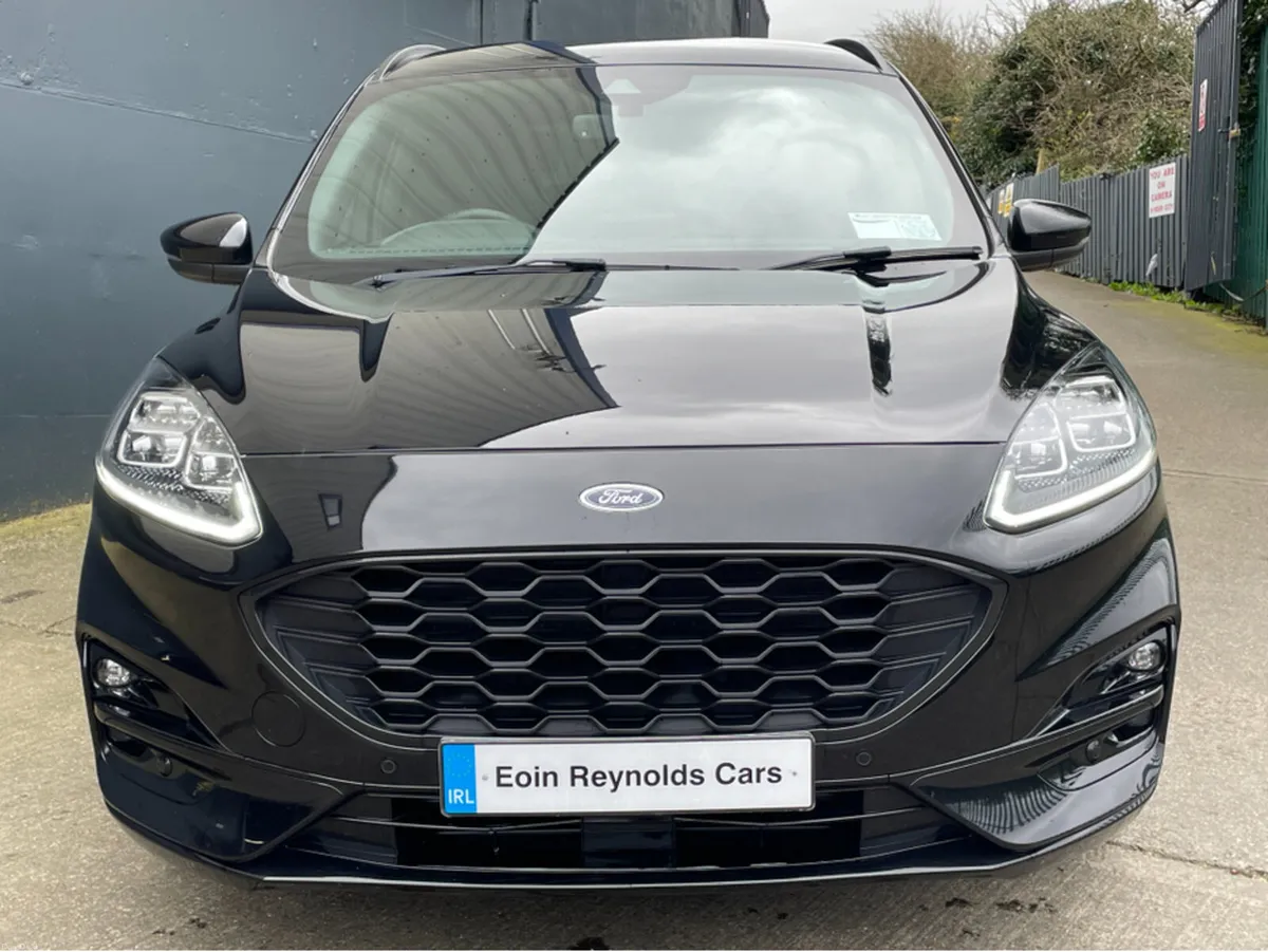 Ford Kuga ST-LINE X  TD 120 FULLY LOADED LOW KMS! - Image 3