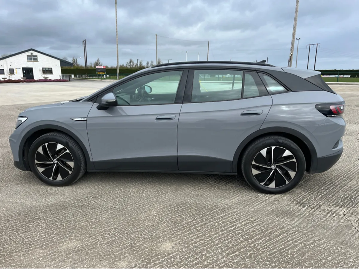 Volkswagen ID.4 PRO 128 KW LIFE 77KWH 174BHP 5DR - Image 4