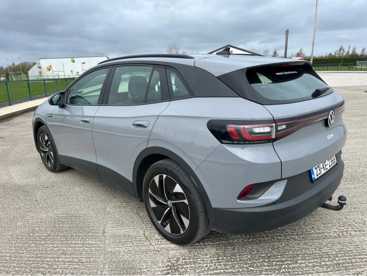 Volkswagen ID.4 PRO 128 KW LIFE 77KWH 174BHP 5DR - Image 2