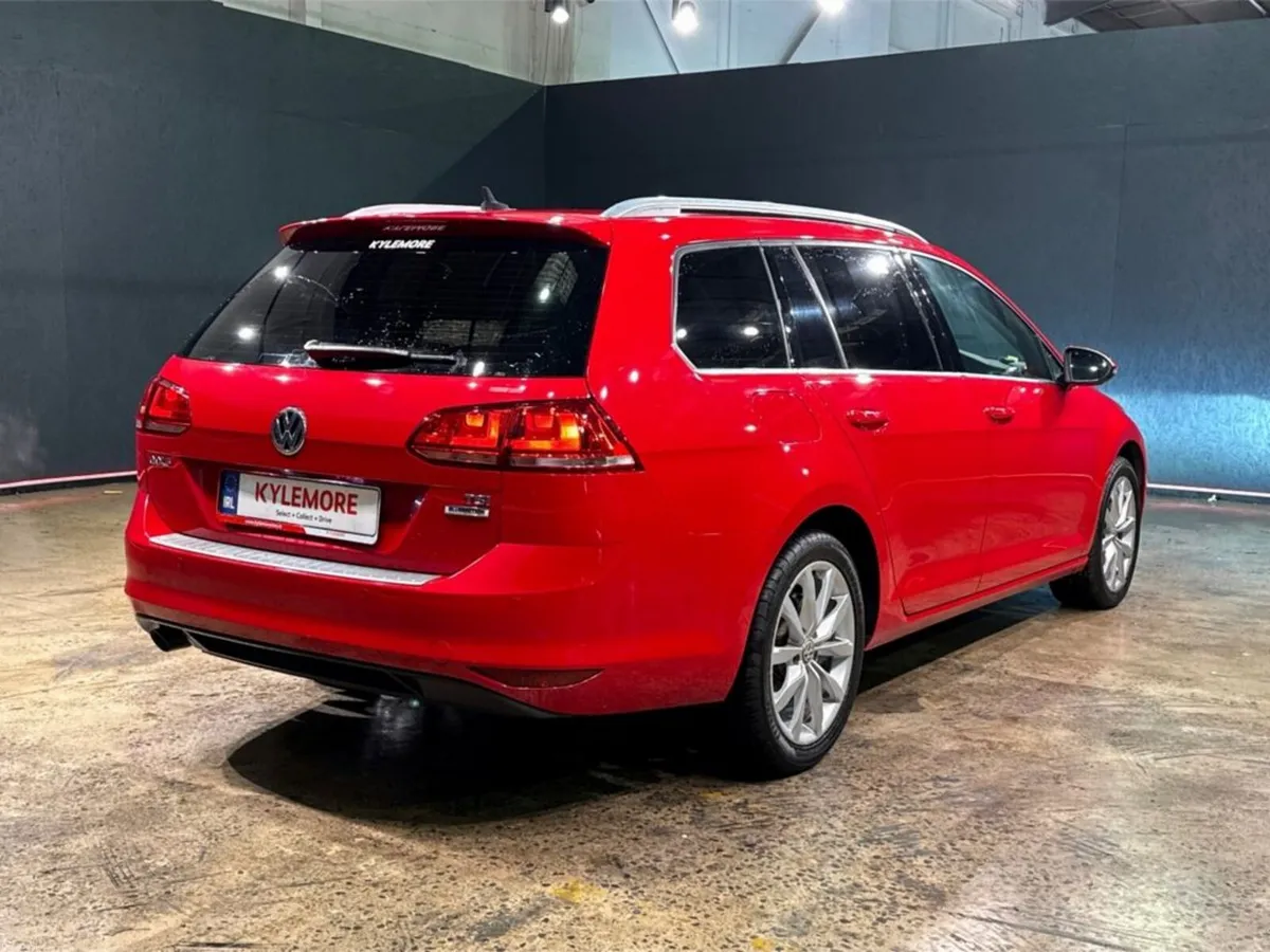 Volkswagen Golf 1.2 AUTOMATIC - ALLOY WHEELS - MUL - Image 4