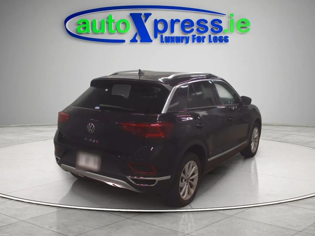 Volkswagen T-Roc 2.0 TDI STYLE, Ultra Low mileage, - Image 3
