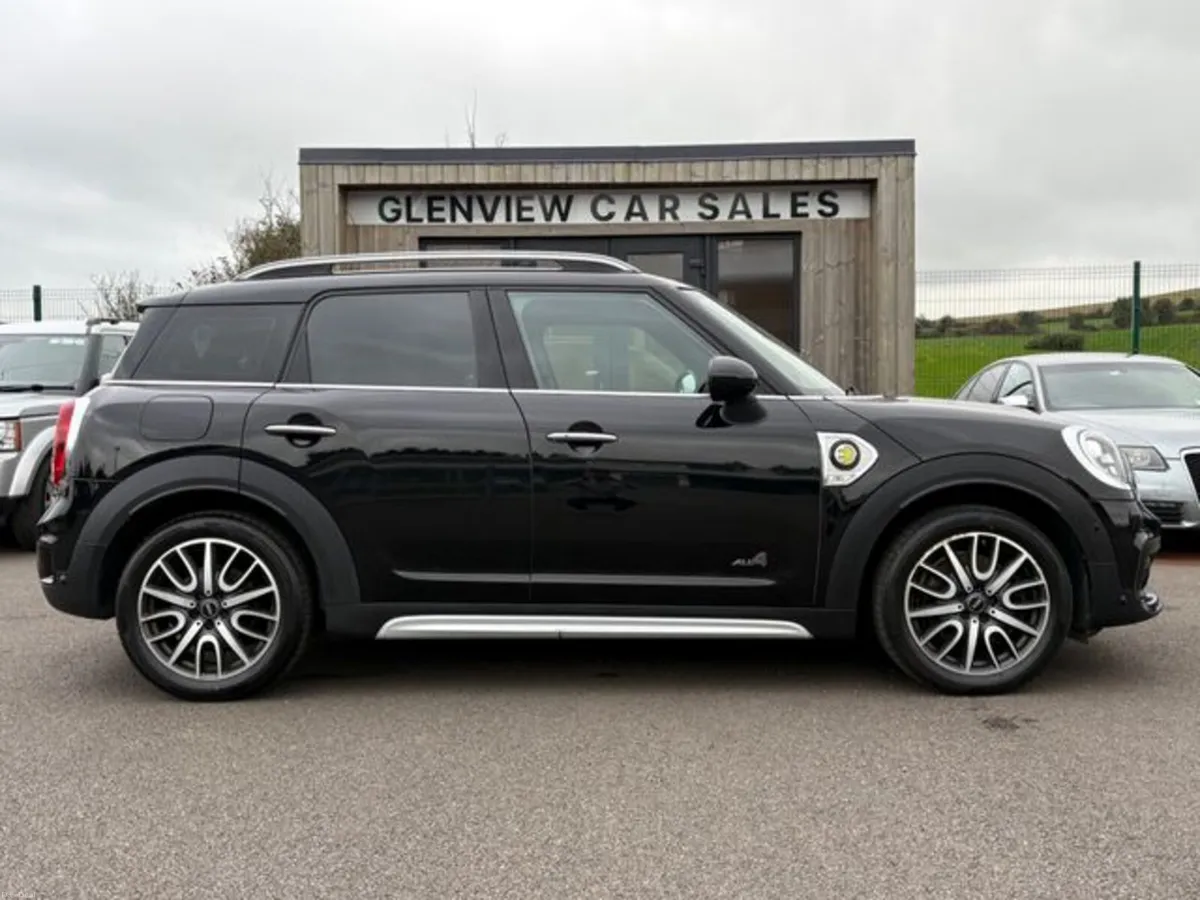 Mini Cooper Countryman ALL4 - HUGE SPEC - Image 3