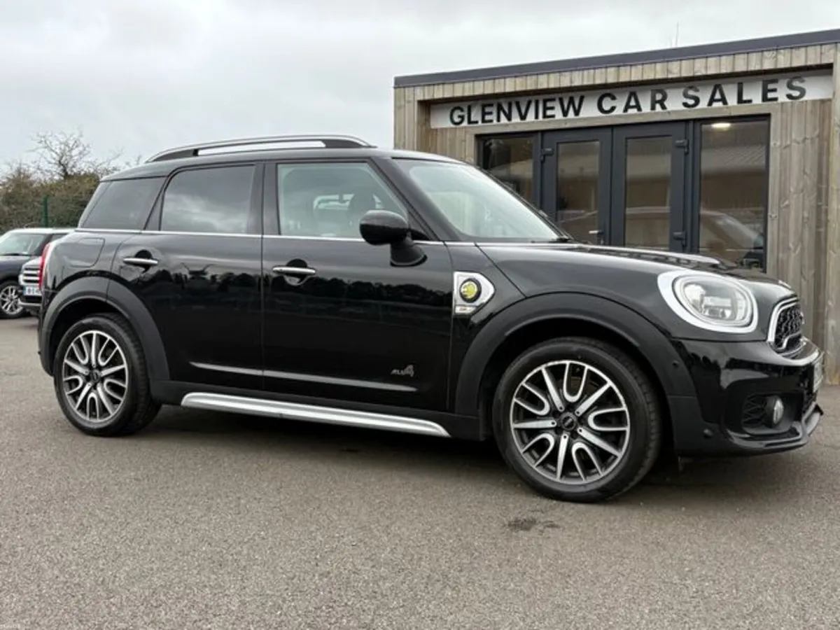 Mini Cooper Countryman ALL4 - HUGE SPEC - Image 1