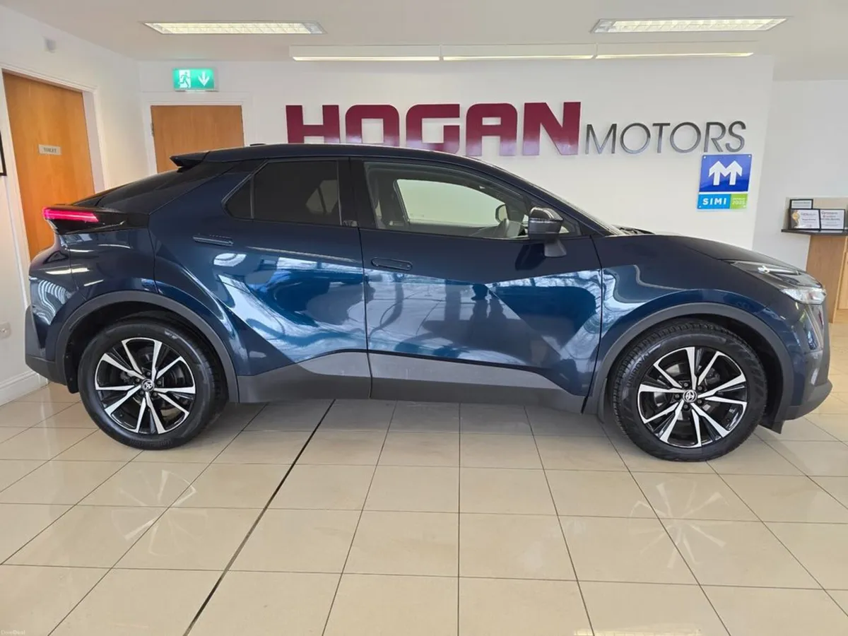 Toyota C-HR Hybrid Sport 4DR Auto * New Model * - Image 3
