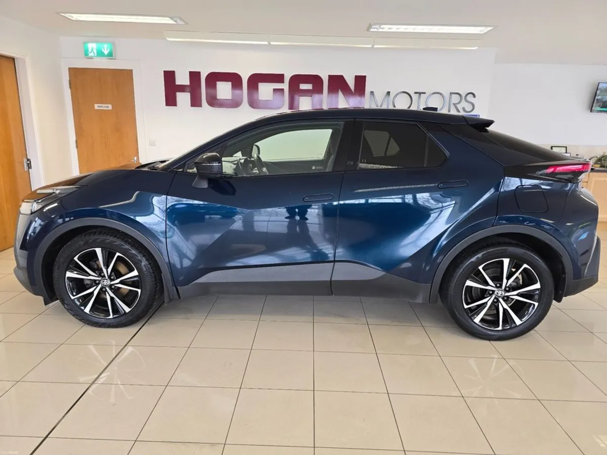 Toyota C-HR Hybrid Sport 4DR Auto * New Model * - Image 4