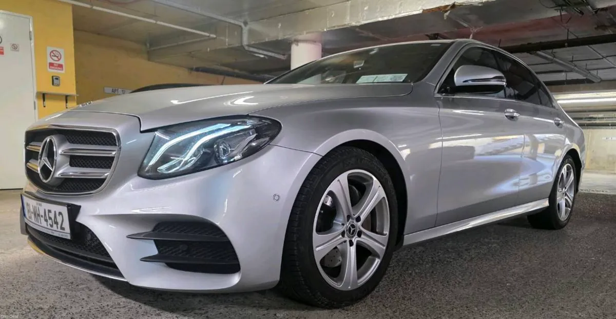 Mercedes E220d AMG line - Image 4