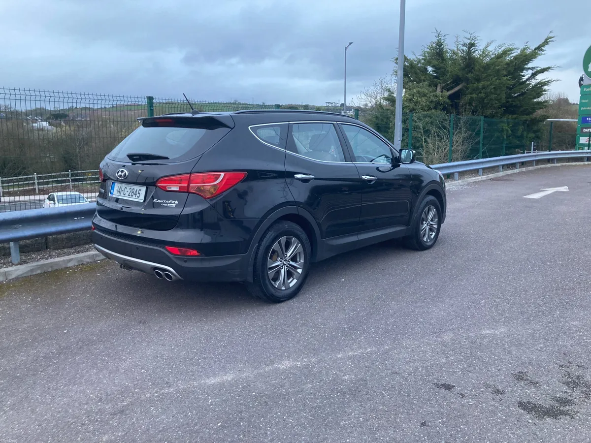 2014 Hyundai Santa Fe 2.2 Diesel 4WD 202000 Klm - Image 3
