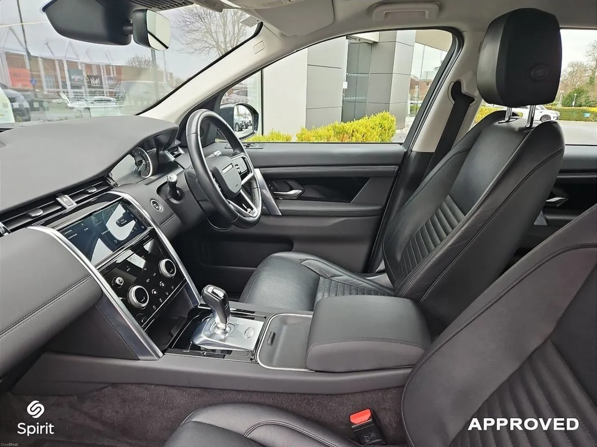 Land Rover Discovery Sport 1.5 PHEV S Automatic - Image 4