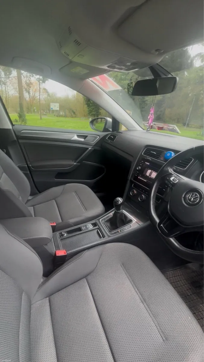 Volkswagen Golf SE Nav BLUEMOTION 1.6 TDI 115PS - Image 4