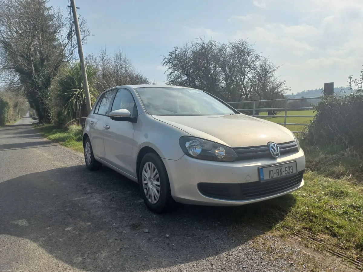 Volkswagen Golf 2010 - Image 1