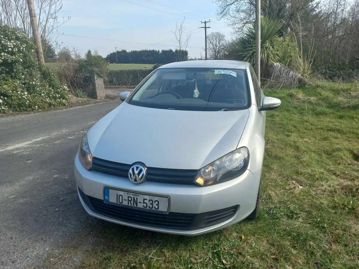 Volkswagen Golf 2010 - Image 4