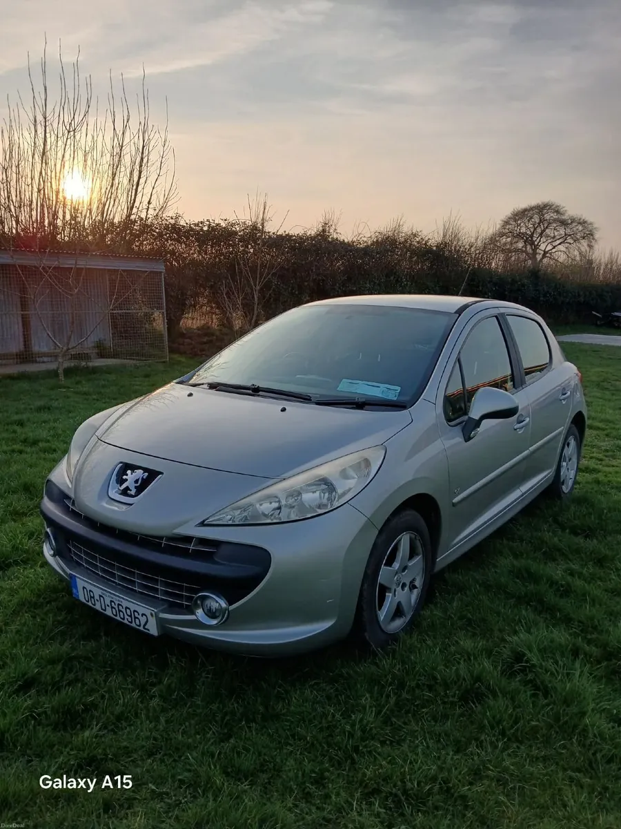 Peugeot 207 2008 - Image 1