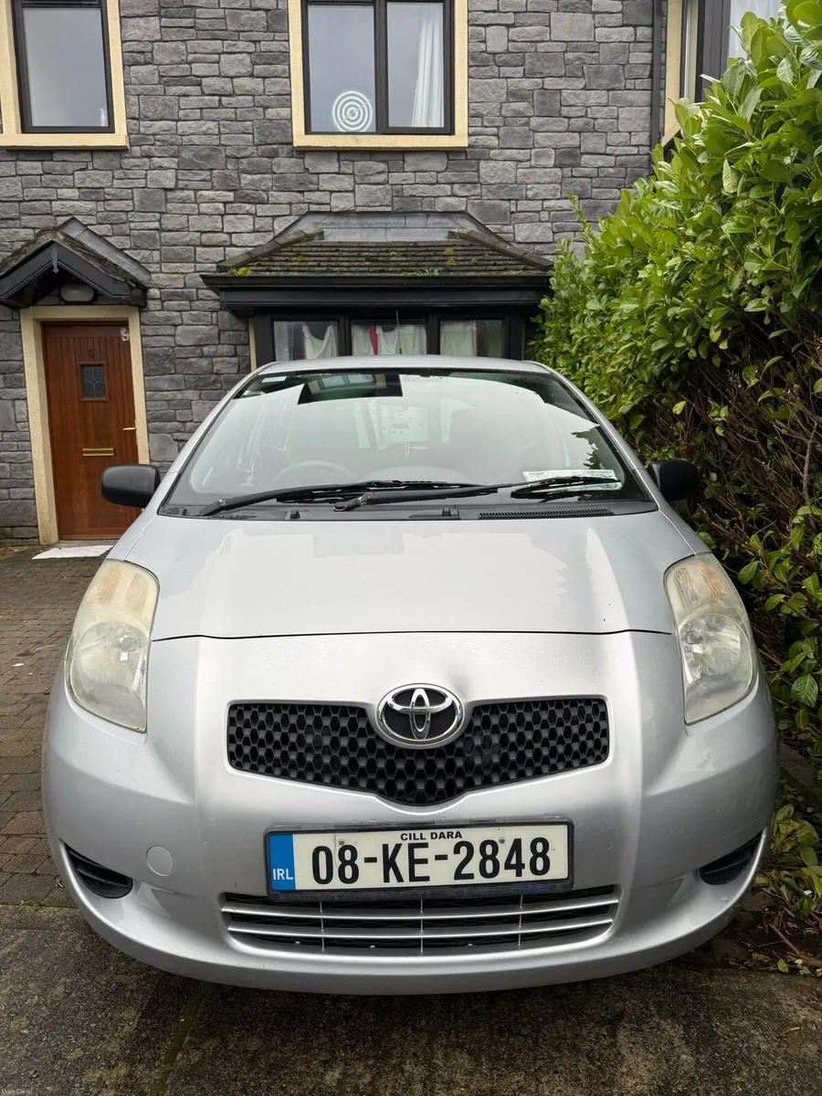 Toyata Yaris Taxed till 12/26 Mint condition - Image 3
