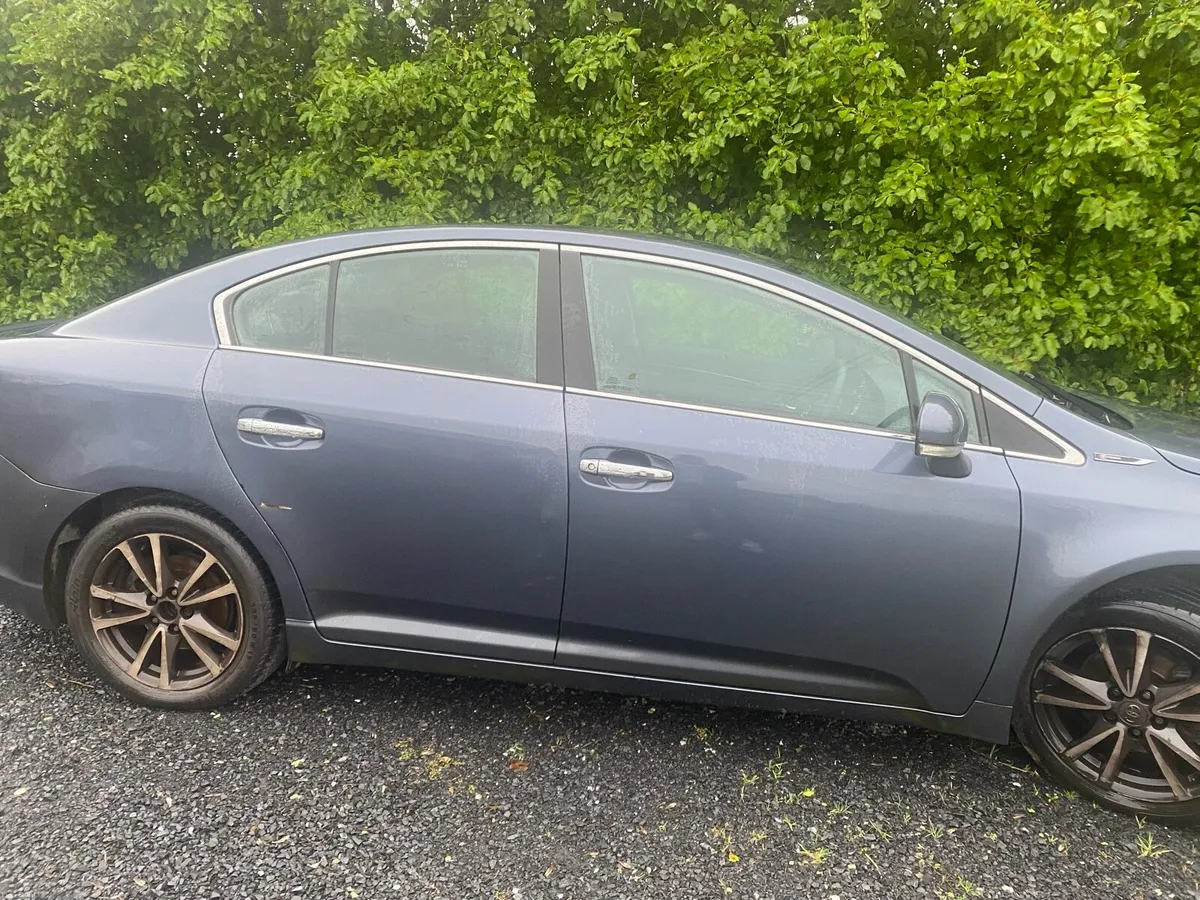 Toyota Avensis - Image 3