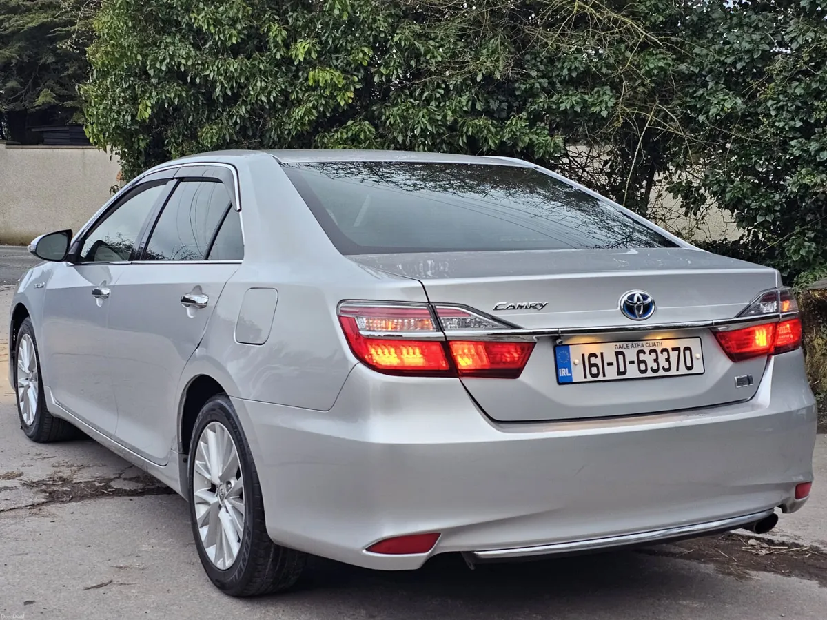 Toyota Camry 2016 hybrid automatic €7900 - Image 1