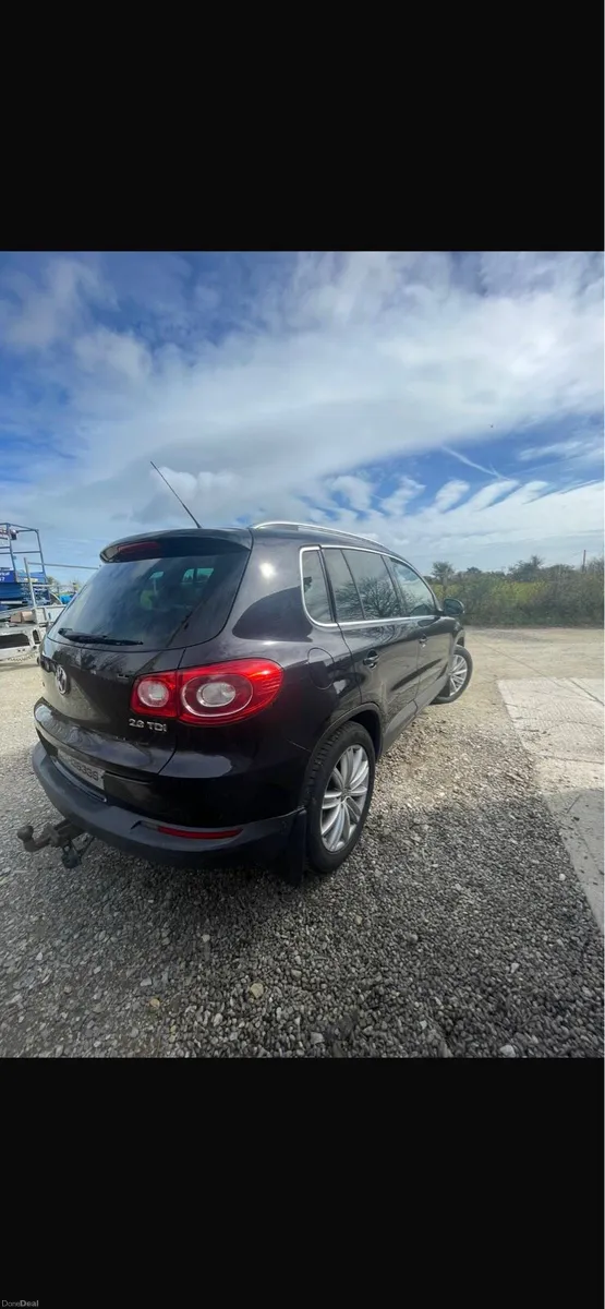 Volkswagen Tiguan 2.0 TDI Sport 4X4 140hp 5DR - Image 3