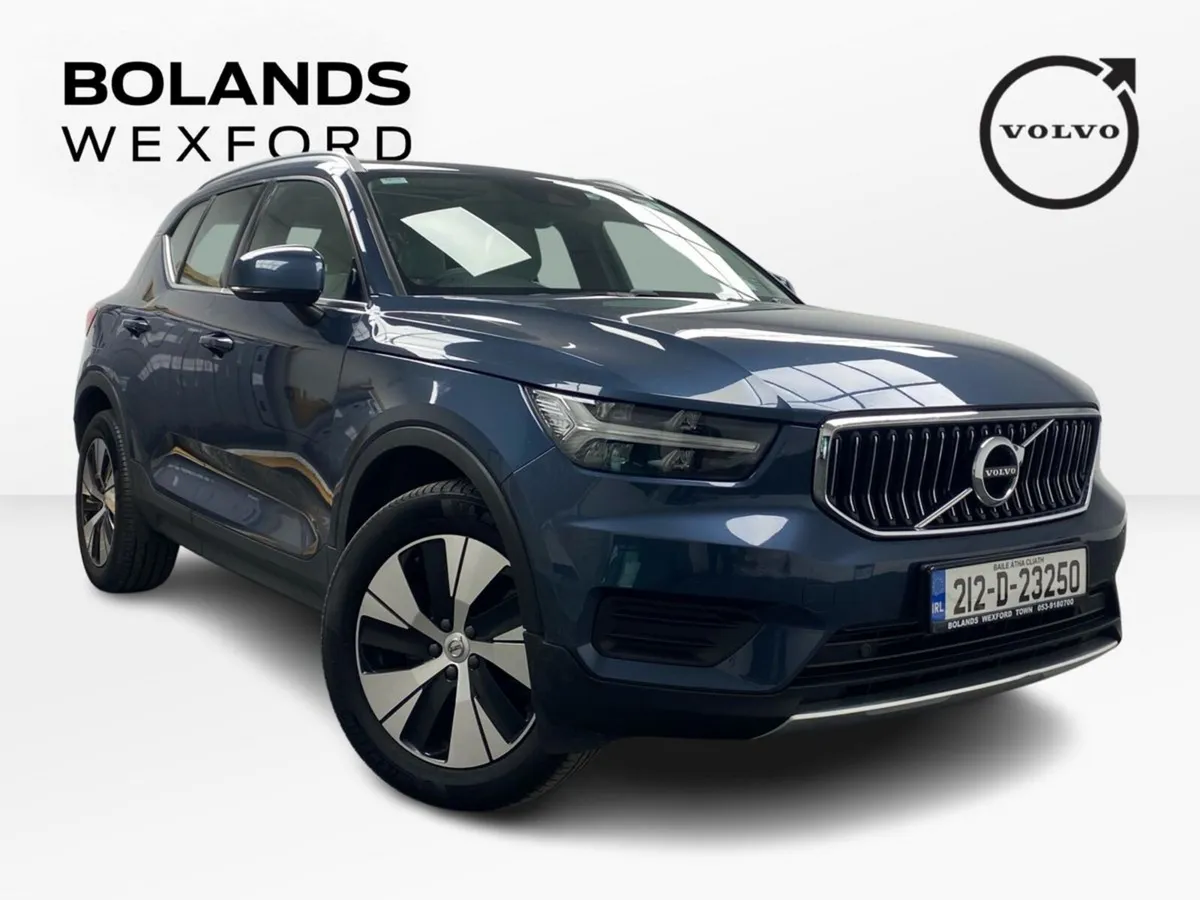Volvo XC40 2 YEAR VOLVO SELEKT WARRANTY PHEV T4 (1 - Image 1