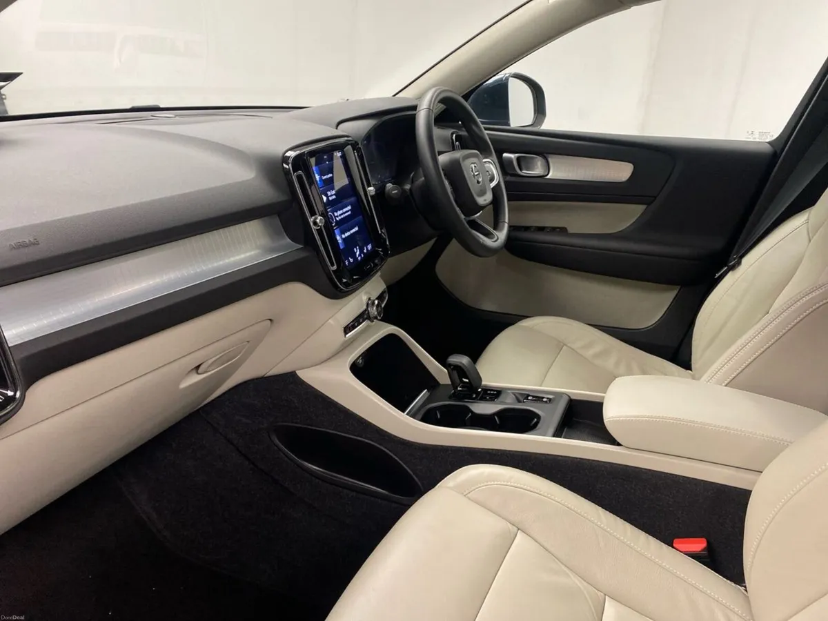 Volvo XC40 2 YEAR VOLVO SELEKT WARRANTY PHEV T4 (1 - Image 3