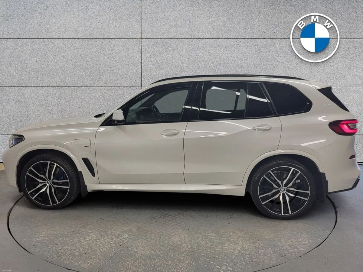 BMW X5 xDrive45e xLine - Image 4