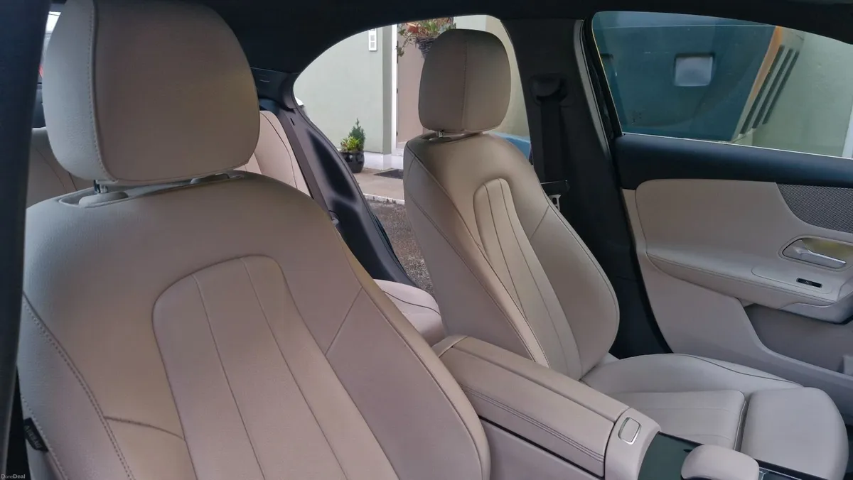 Mercedes-Benz A-Class 2020 - Image 3