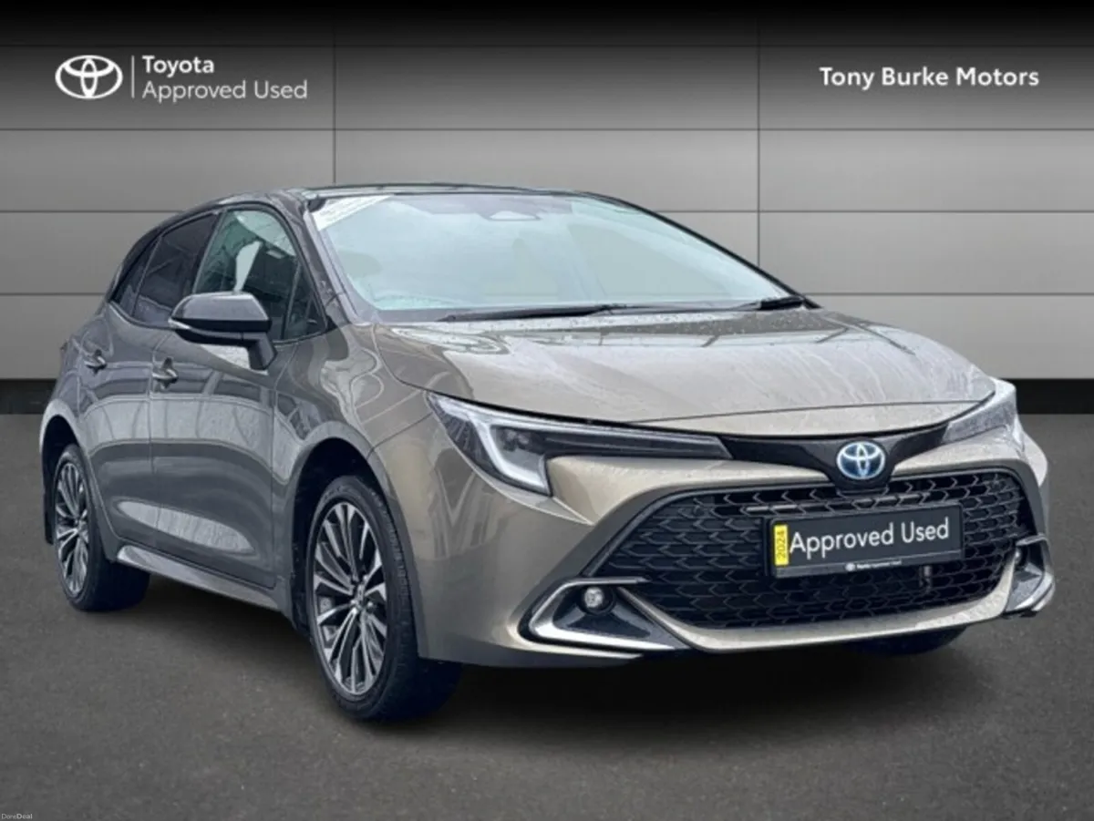 Toyota Corolla Hatchback 5dr Hybrid - LunaSport Ed - Image 1