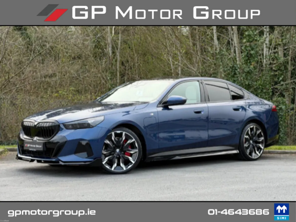 BMW 5-Series 550E XDRIVE M SPORT PRO M PERFORMANCE - Image 4