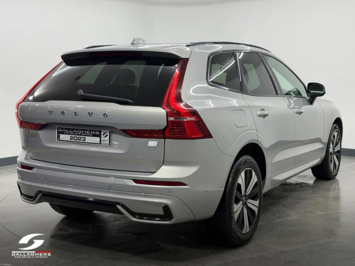 Volvo XC60 (231) T6 PHEV PLUS DARK AWD AUTOMATIC H - Image 4