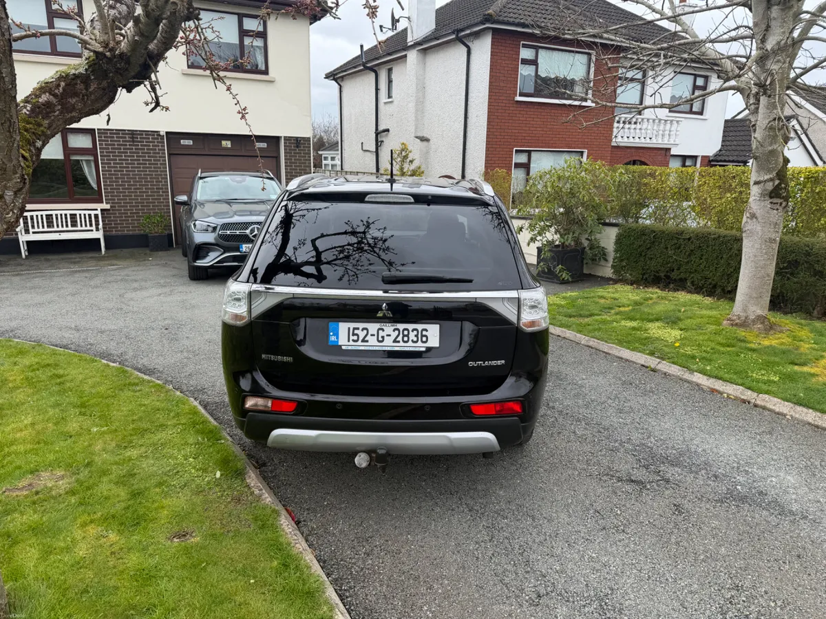 Mitsubishi Outlander 7 seater 2015 - Image 4