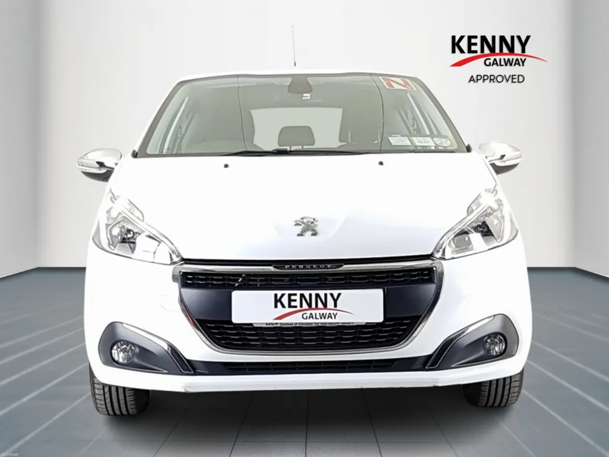 Peugeot 208 ALLURE 1.2 110 STT 4DR AUTO - Image 2