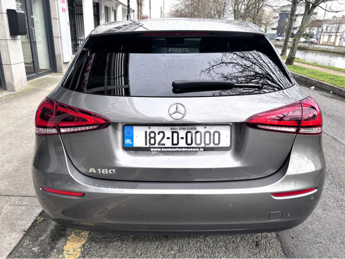 Mercedes-Benz A-Class A180 1.3 AUTO STYLE 5DR - Image 4