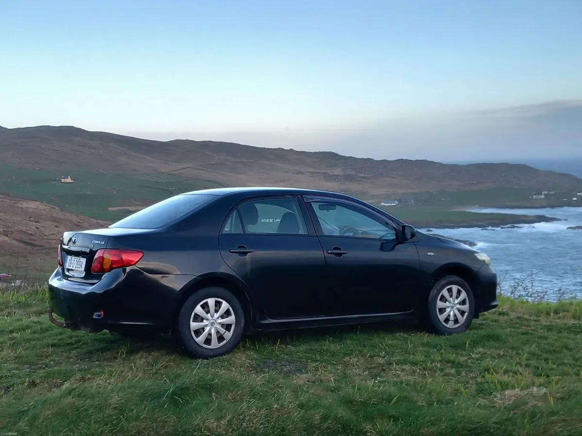 Toyota Corolla 2008 - Image 2