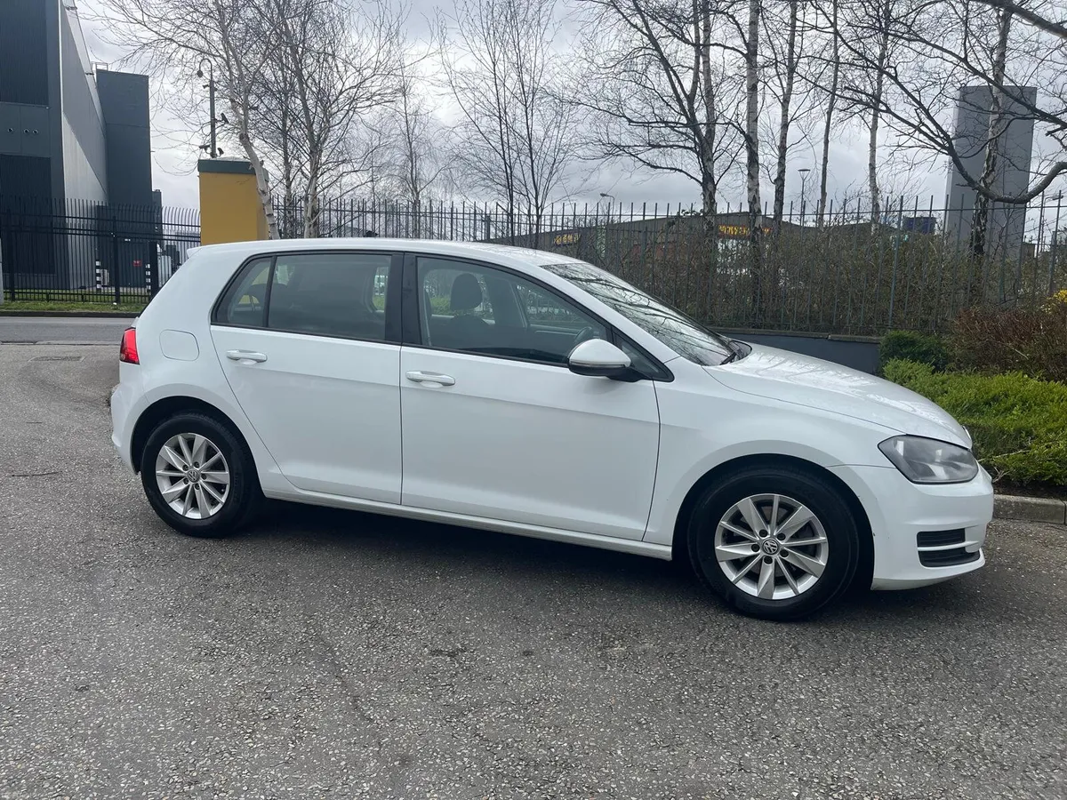 2014 Volkswagen Golf 1.2 TSI 85HP TRENDLINE - Image 1