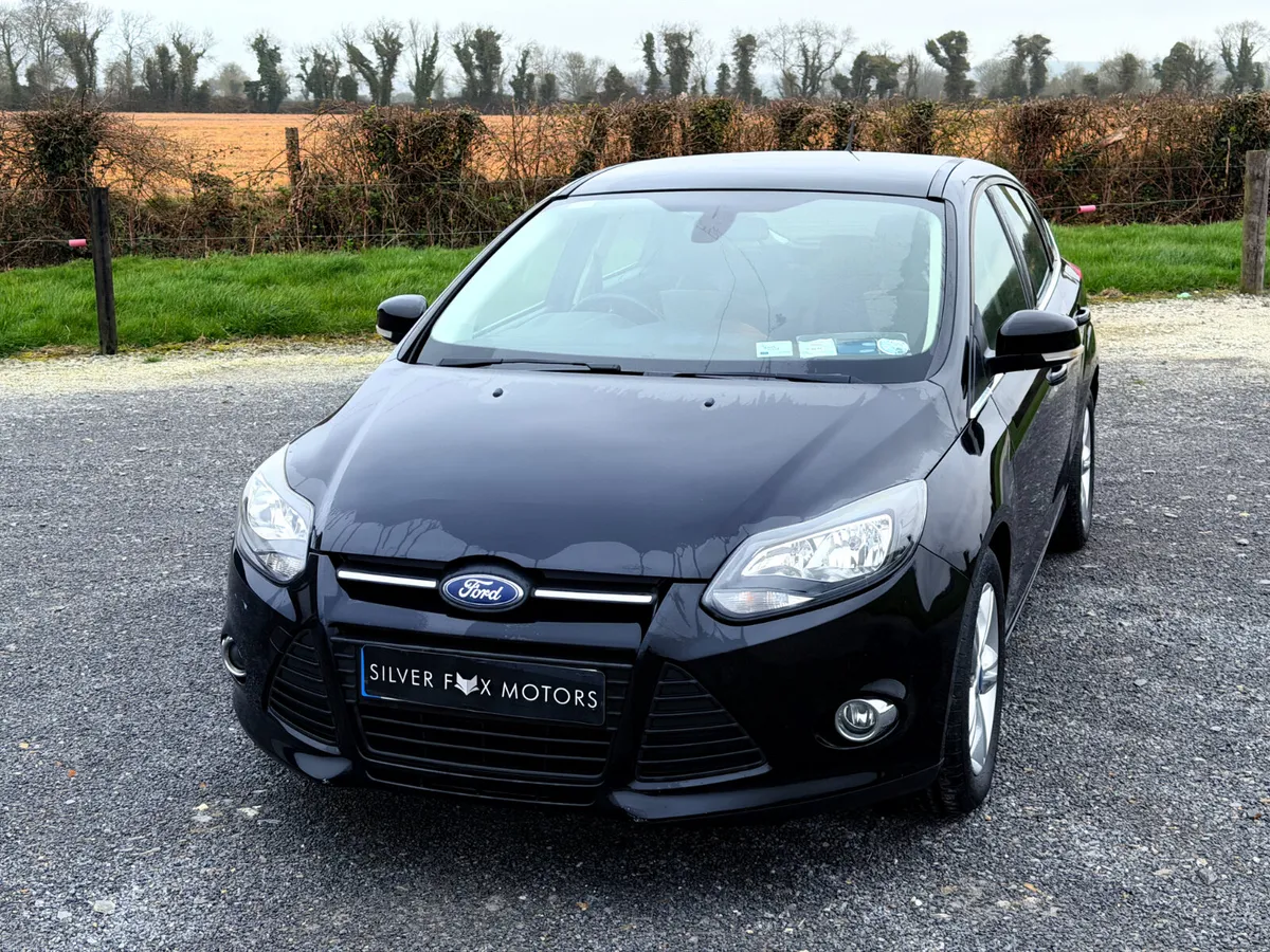 Ford Focus 2012 - Image 2