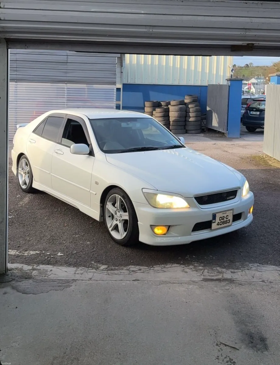Toyota altezza as200z edition - Image 3
