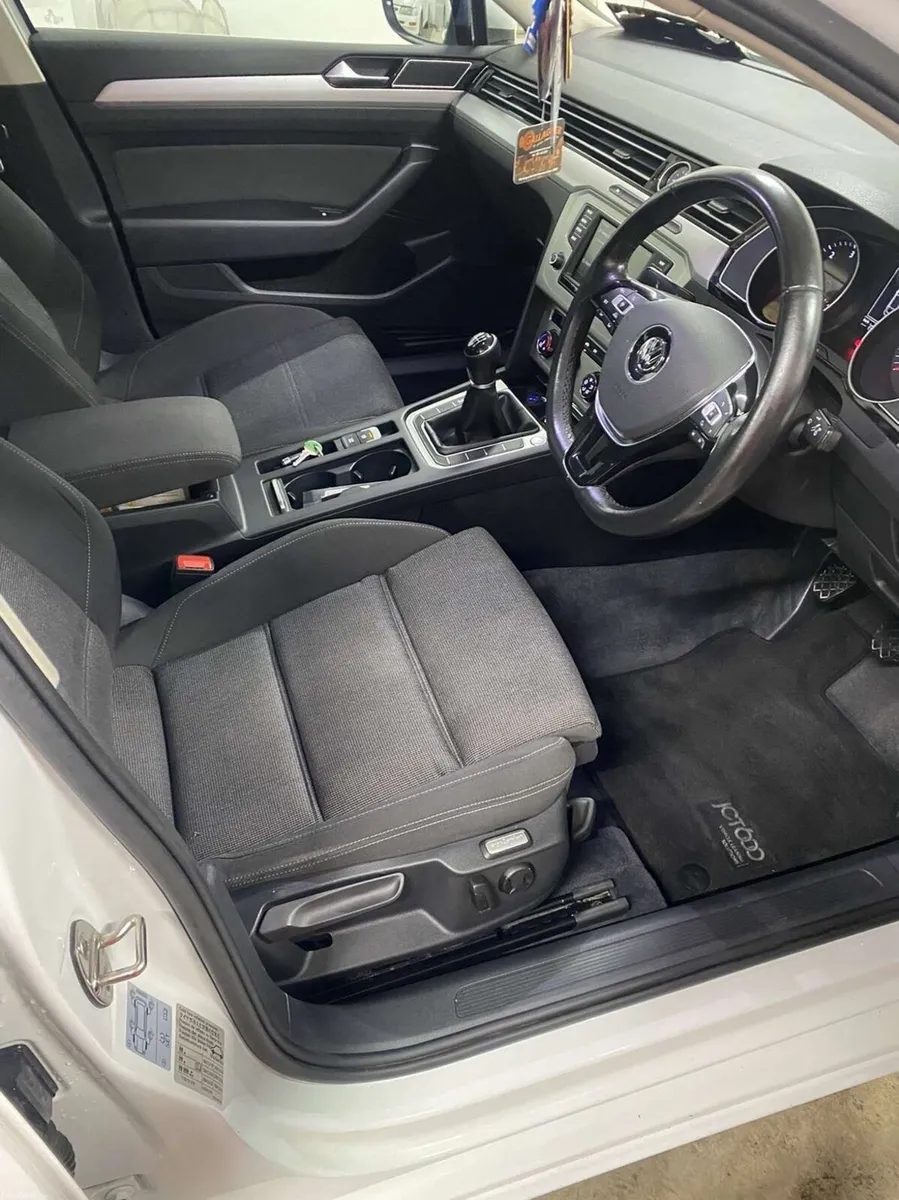 Passat 2.0L - Image 3