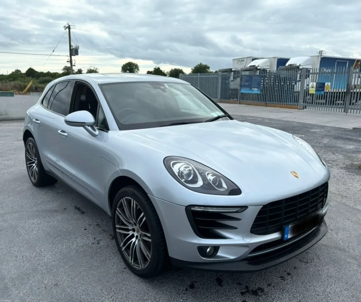 Porsche Macan - Image 4